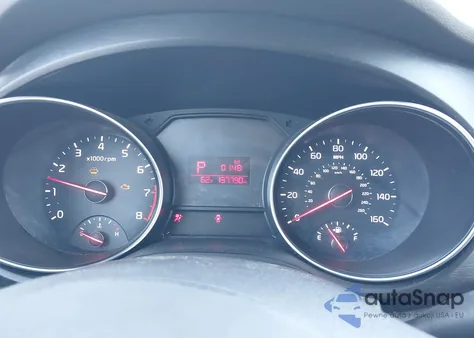 2015 Kia Sedona Lx z USA, uszkodzony, nr VIN KNDMB5C11F6076331